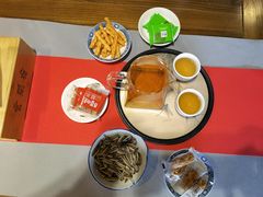 -云间宿茶空间(嘉杰国际广场店)