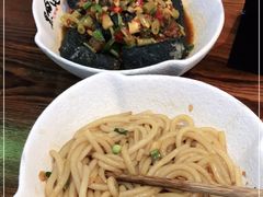 -黑白电视长沙小吃(美林M·LIVE天地东座店)