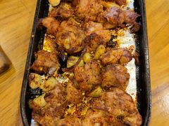 -老东镇啤酒屋海鲜加工·蒸汽海鲜·海鲜烧烤(台东店)