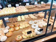 -焙丽拾光(麦凯乐直营店)