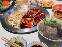 -卤校长重庆火锅(国兴店)