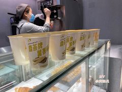 -喜茶(北京华贸购物中心店)