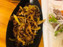 茄子小炒肉-疆Jiang·新疆秘制料理