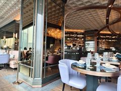 -福楼毕斯罗F Bistronome(国贸商城约会地标景观店)