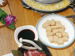 -青瓦炭韩潮烤肉(花园道店)