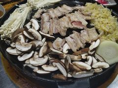 -海花锅盖烧烤店(怡馨家园店)