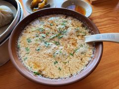 吃完心里美滋滋的咸豆浆-桐香园小笼包(百井坊巷店)