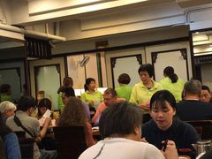 等位区-添好运点心专门店(深水埗店)