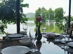 -东湖食堂·湖景餐厅•会议