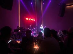 -TZ House音乐现场(来福士中心店)