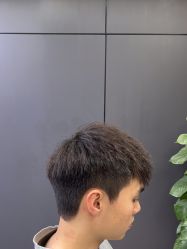 -藤野造型•烫染专业店