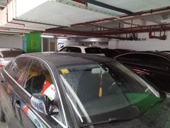 -丽丰购物中心·停车场