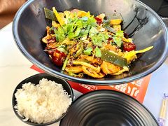 -醉人椒麻辣香锅(王府井喜悦店)