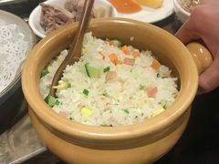 -佬土鹅肠火锅(中建大观店)