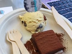 -HUGS coffee(东区店)