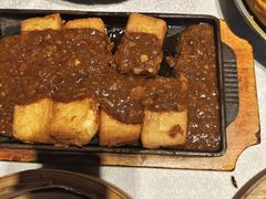 人气铁板肉汁煎豆腐-让我们见个面(祥云小镇店)