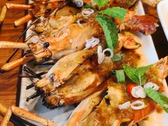 大虾沙拉-Chom Cafe and Restaurant