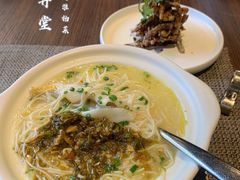 鲜黄鱼煨面-十里弄堂(K11店)