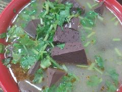 -春雨羊汤店(广开四马路总店)