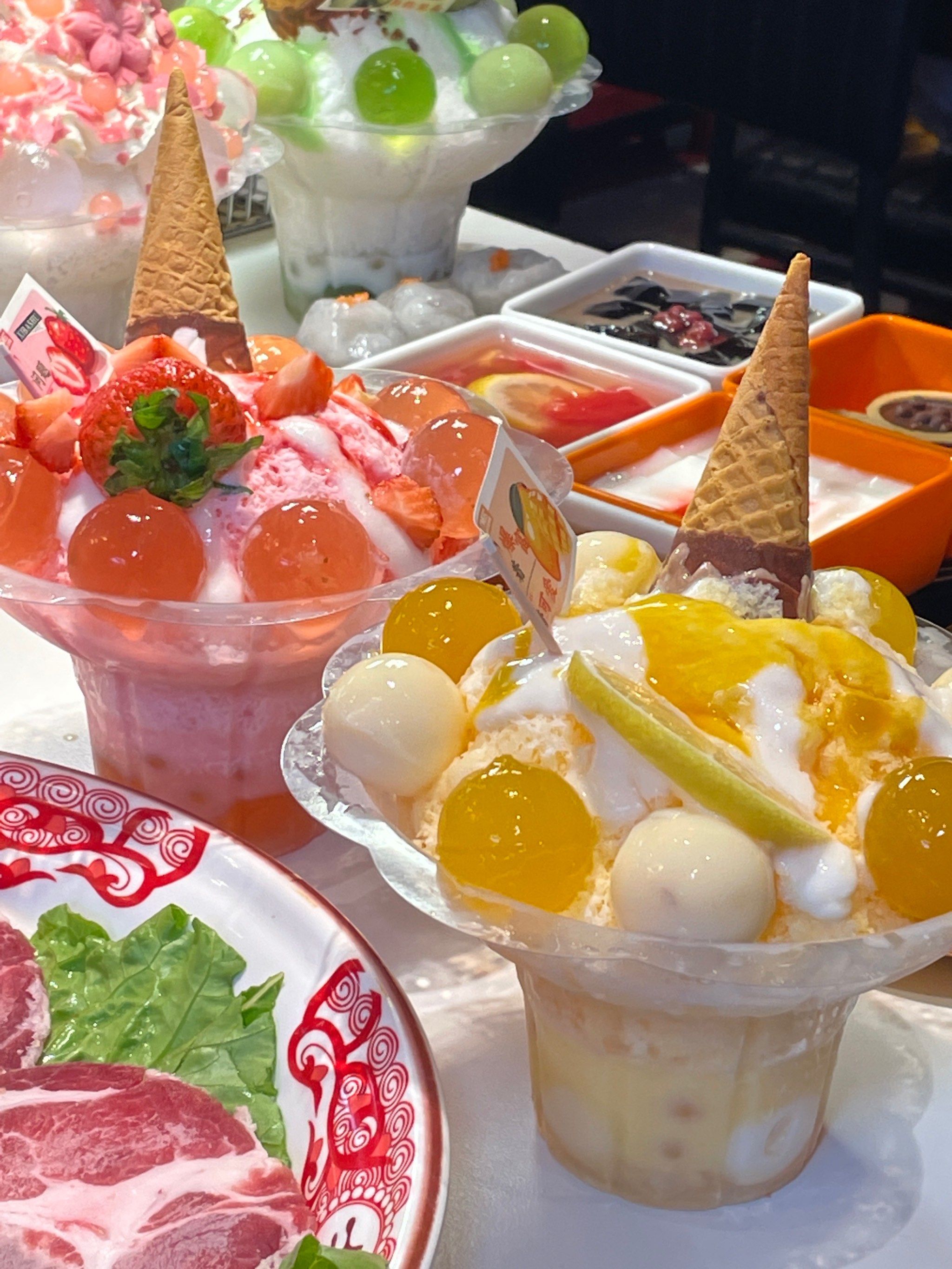 重庆火锅店的甜品也太卷了吧