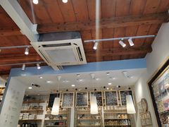 -猫的天空之城概念书店(苏州平江店)