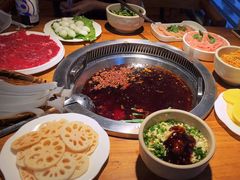 -城墙拐拐火锅(三峡广场黑金冠店)