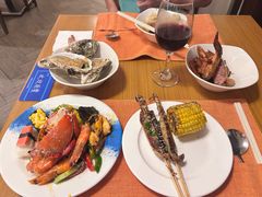 -亚龙湾希尔顿自助餐厅·海鲜·烧烤·沙滩BBQ·现场乐队