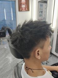 -藤野造型烫染·漂发