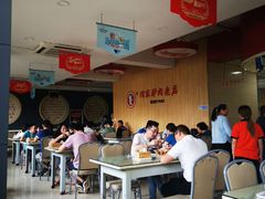 大堂-闫家驴肉老店(华电一校店)