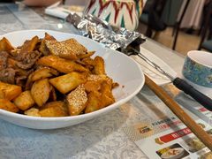 -汗腾格里·风味餐厅(新疆驻京办店)