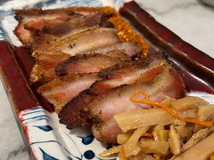 傣味烤猪手香辣-中8楼风尚云南菜(颐堤港店)