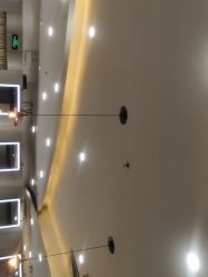 点击看大图 -八佰伴8008星级形象店