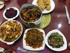 -绿岛酒楼(小海地店)