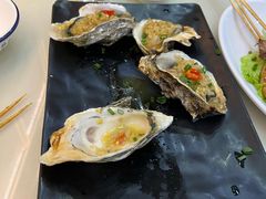 -覃记海鲜美食餐厅