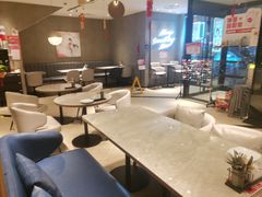 -必胜客(威高广场店)