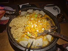 -吞鱼兽麻辣烤鱼(万达店)