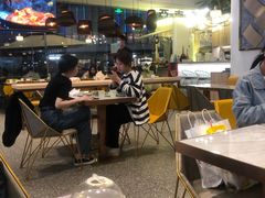 大堂-喜茶(广州荔湾领展广场店)