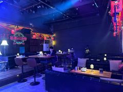 -喜鹊音乐酒馆(西街店)