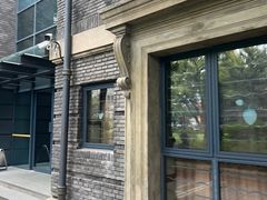 -上海市第八中学