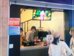 门面-瑞幸咖啡(太阳百货店)