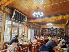 -塔洛藏餐吧(香格里拉古城店)