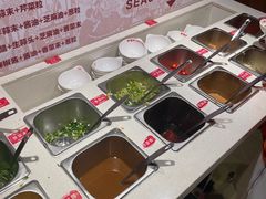 自助调料区-幸运牛汕头小黄牛牛肉火锅(梅林店)