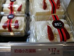 -85度C(生甜甜圈研究工坊·上海松江人民北路店)