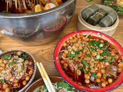 -拐枣巷小串串(财大店)