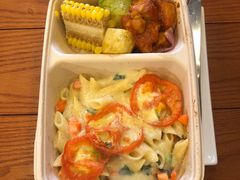 -星巴克臻选(青岛麦凯乐分店)