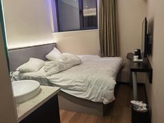 -宜必思酒店(北京什刹海鼓楼大街地铁站店)