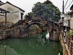 -丝绸小镇荻港古村