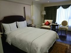 -茂名熹龙国际大酒店(人民广场高铁站店)