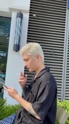 -Tloml salon