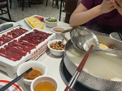 -八合里潮汕鲜牛肉火锅(上海汇智广场店)
